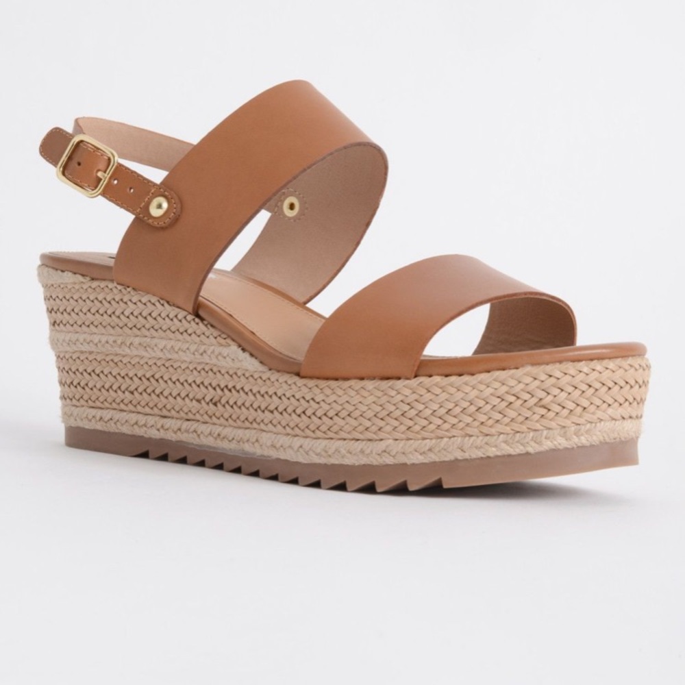 Steve Madden Tan Platform Wedges